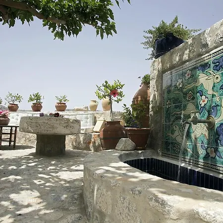 Отель Melenos Art Boutique 5*